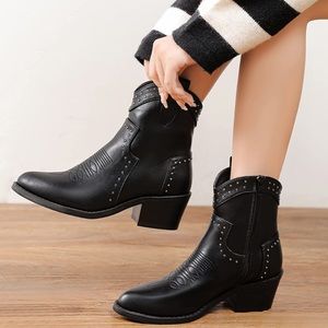 Black Embroidered Western Cowgirl Booties
